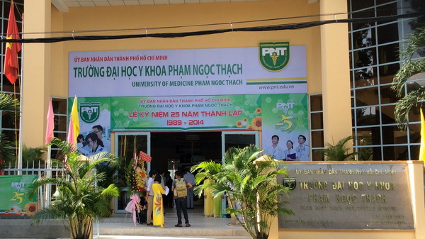 Đại học Y khoa Phạm Ngọc Thạch lại tăng học phí ở mức cao kỷ lục!