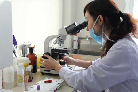 Năm 2017 học ngành Xét nghiệm liệu có tương lai không?