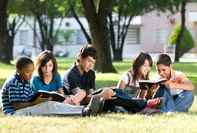 Bất ngờ với mức học phí bậc phổ thông cao hơn đại học