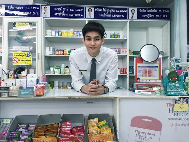 Văn bằng 2 Cao đẳng Dược học ngoài giờ hành chính ở đâu TPHCM?